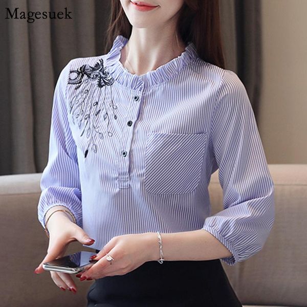 embroidery vintage women shirts blouses o-neck striped chiffon shirt pocket button casual female blusas mujer 8148 women's &, White
embroidery vintage women shirts blouses o-neck striped chiffon shirt pocket button casual female blusas mujer 8148 women's &, White