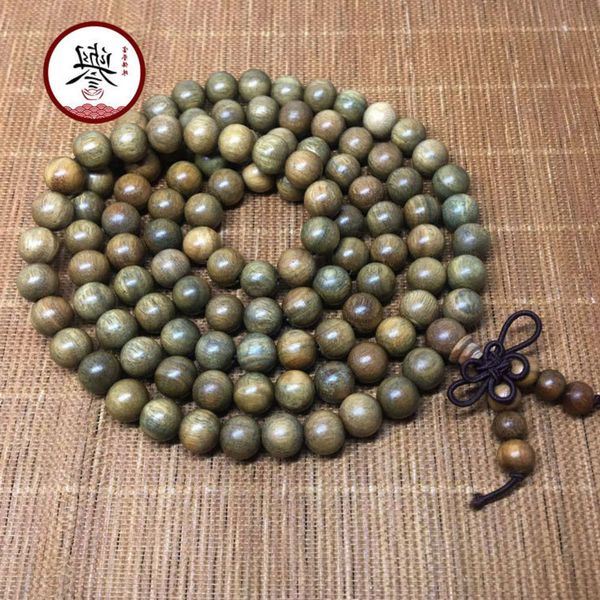 green sandalwood bracelet with 108 buddha beads 0.6/0.8 sandalwood, Golden;silver
green sandalwood bracelet with 108 buddha beads 0.6/0.8 sandalwood, Golden;silver