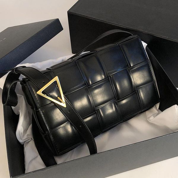 waist bags weave chain crossbody for women 2021 trend luxury quality pu leather small shoulder bag female fashion design handbags
