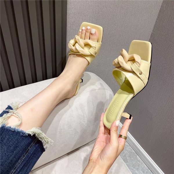 slippers summer 2021 french retro all-match stiletto mid-heel open-toed square sandals and, Black
slippers summer 2021 french retro all-match stiletto mid-heel open-toed square sandals and, Black