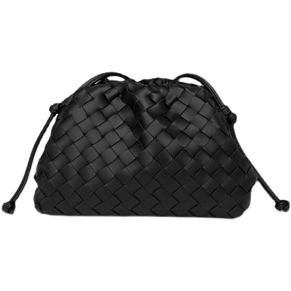 wholesale weaving cloud dumpling fold straddle shoulder women's advanced feeling small bag wan woven crossbody bag
wholesale weaving cloud dumpling fold straddle shoulder women's advanced feeling small bag wan woven crossbody bag