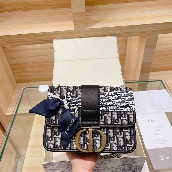 d di ce 2021 casual and versatile ins fashion one shoulder messenger bag leather women's bag original single cow leather zly bags
d di ce 2021 casual and versatile ins fashion one shoulder messenger bag leather women's bag original single cow leather zly bags