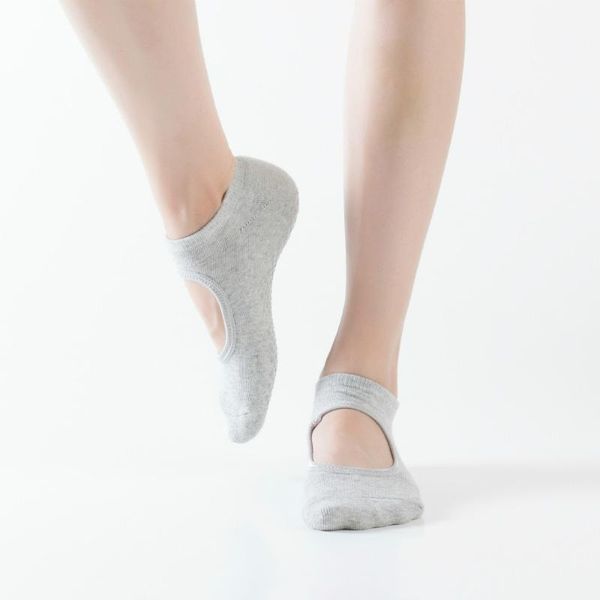 sports socks 1 pair of women pilates anti-slip cotton breathable backless yoga damping ballet for gym, Black
sports socks 1 pair of women pilates anti-slip cotton breathable backless yoga damping ballet for gym, Black