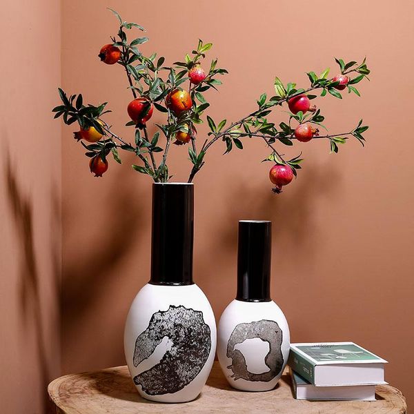 vases nail-shaped ceramic vase simple home hallway tv cabinet hand-painted ink flower arrangement dried ornaments
vases nail-shaped ceramic vase simple home hallway tv cabinet hand-painted ink flower arrangement dried ornaments