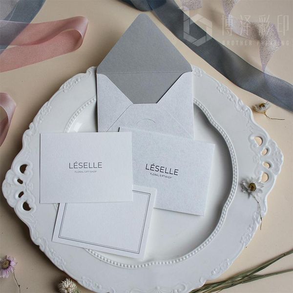 customized high-end bronzing two-color paper floral clothing folded message card thank you gift wrap
customized high-end bronzing two-color paper floral clothing folded message card thank you gift wrap