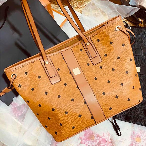 5a+classic oversize handbags imitation brands luxurys designers tote composite bags 2021 women clutch patent leather original duffle bag cow
5a+classic oversize handbags imitation brands luxurys designers tote composite bags 2021 women clutch patent leather original duffle bag cow