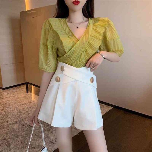 elegant patchwork high waist asymmteircal women short hit color loose irregular female clothing fashion summer, White;black
elegant patchwork high waist asymmteircal women short hit color loose irregular female clothing fashion summer, White;black