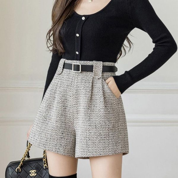 women's shorts 2021 fashion woolen autumn winter female loose wide leg a-line casual high waist with belt g86, White;black
women's shorts 2021 fashion woolen autumn winter female loose wide leg a-line casual high waist with belt g86, White;black