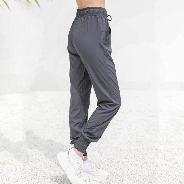 women's pants & capris woven slacks running fast-drying fitness fold drawstring belt widened convergent lady, Black;white
women's pants & capris woven slacks running fast-drying fitness fold drawstring belt widened convergent lady, Black;white