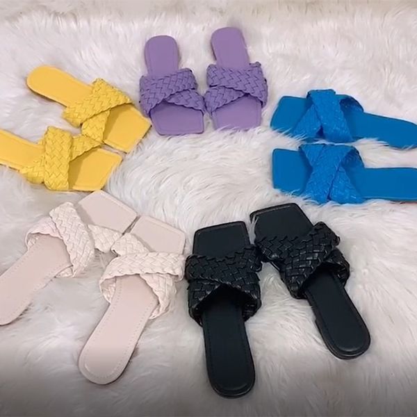 2021 wholesale women slippers plus size club summer shoes solid color nude beachwear sandals flat scuffs casual cross weaving strap plain se, Black
2021 wholesale women slippers plus size club summer shoes solid color nude beachwear sandals flat scuffs casual cross weaving strap plain se, Black