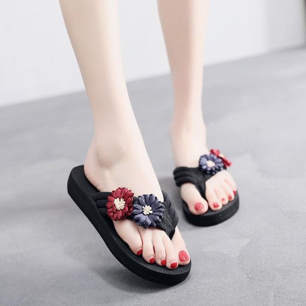woman summer platform beach flipflops 2021 female kawaii red flower wedges sandal rasteirinha mules teenager sandalia para playa slippers, Black
woman summer platform beach flipflops 2021 female kawaii red flower wedges sandal rasteirinha mules teenager sandalia para playa slippers, Black