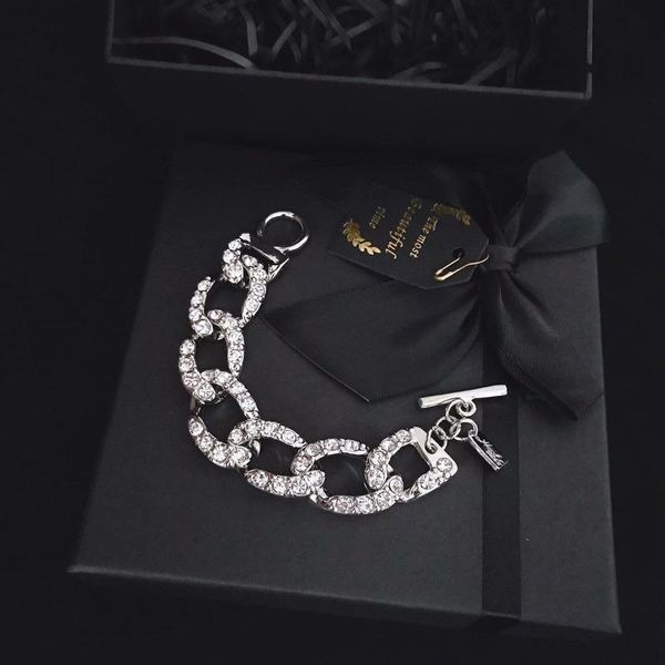 chains exaggerated full diamond light luxury necklace chocker clavicle chain female neck jewelry strap korea short, Silver
chains exaggerated full diamond light luxury necklace chocker clavicle chain female neck jewelry strap korea short, Silver