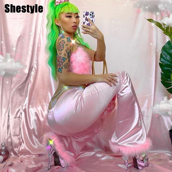 shestyle 2021 autumn flare pant women pink turkey feather faux fur boot cut shine satin low waist trousers clubwearby air, Black;white
shestyle 2021 autumn flare pant women pink turkey feather faux fur boot cut shine satin low waist trousers clubwearby air, Black;white
