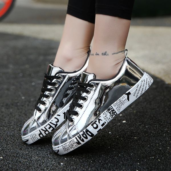 2021 summer women men running shoes students outdoor sports sneakers patent leather black golden silver size 36-46 code 54-558
2021 summer women men running shoes students outdoor sports sneakers patent leather black golden silver size 36-46 code 54-558