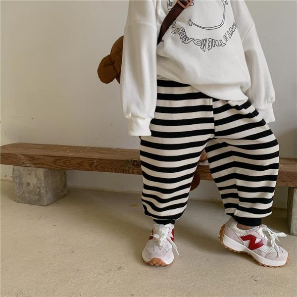trousers striped slacks korean sports pants 2021 children's autumn for boys and girls, Blue
trousers striped slacks korean sports pants 2021 children's autumn for boys and girls, Blue