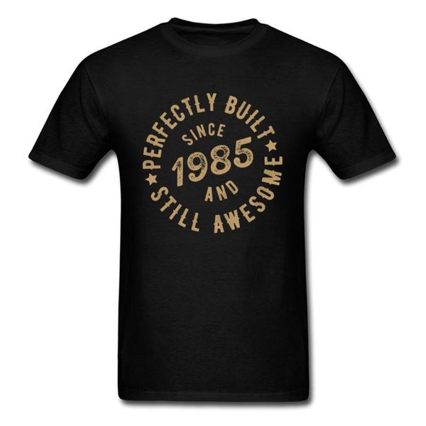 men's t-shirts perfectamente construido desde 1985 y sigue siendo impresionante camiseta 80s hombres ropa verano algodón, White;black
men's t-shirts perfectamente construido desde 1985 y sigue siendo impresionante camiseta 80s hombres ropa verano algodón, White;black