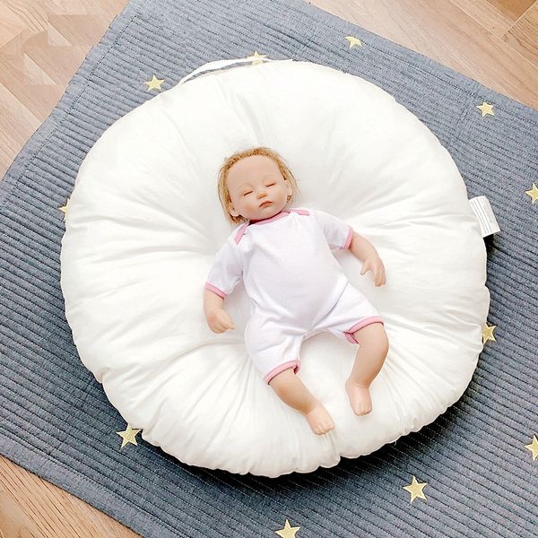 INS Cotton Portable Bed Fabric Thickening Round Newborn Crawling Mat Cushion Childrens Room Decoration Carpet Baby Cot, Pink
INS Cotton Portable Bed Fabric Thickening Round Newborn Crawling Mat Cushion Childrens Room Decoration Carpet Baby Cot, Pink