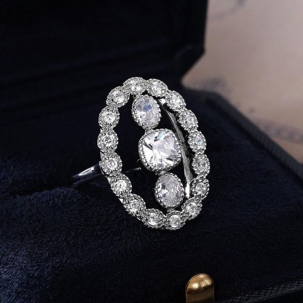 wedding rings luxury big women silver colour inlaid shiny cubic zirconia graceful female party ring statement jewelry, Slivery;golden
wedding rings luxury big women silver colour inlaid shiny cubic zirconia graceful female party ring statement jewelry, Slivery;golden