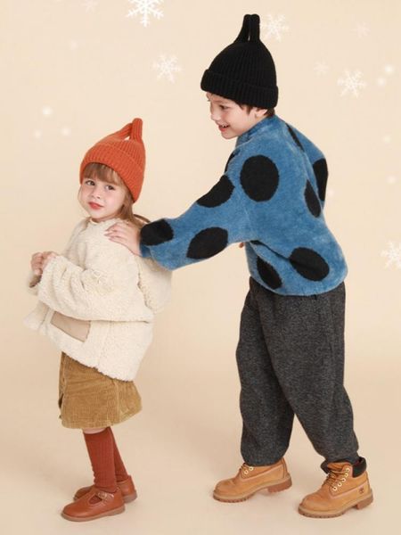 outdoor hats winter children's korean wool windproof and warm cute knitted boys girls, Black;white
outdoor hats winter children's korean wool windproof and warm cute knitted boys girls, Black;white