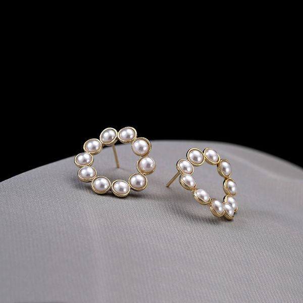 s925 silver needle earrings round hollow pearl earrings small fresh simple temperament fairy essential ear jewelry, Golden
s925 silver needle earrings round hollow pearl earrings small fresh simple temperament fairy essential ear jewelry, Golden