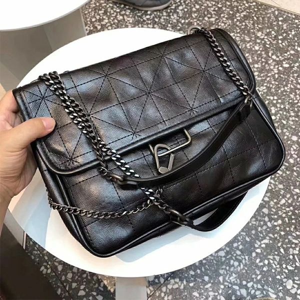 2021 new rock style soft leather diamond bag chain postman style oil wax shoulder messenger bags
2021 new rock style soft leather diamond bag chain postman style oil wax shoulder messenger bags