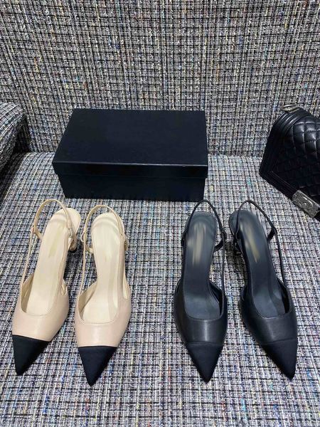 2021 good quality fashion women luxurys designers shoes designer sandals womens luxury high heels sandal dress shoess with box size 35-39 -g, Black
2021 good quality fashion women luxurys designers shoes designer sandals womens luxury high heels sandal dress shoess with box size 35-39 -g, Black