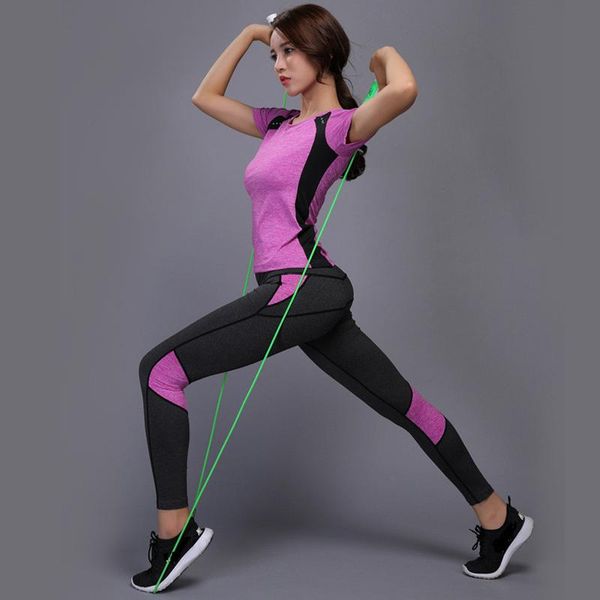 yoga outfits 2021 set sports wear for women gym tshirt + pants breathable workout clothes compressed leggings sport suit, White;red
yoga outfits 2021 set sports wear for women gym tshirt + pants breathable workout clothes compressed leggings sport suit, White;red