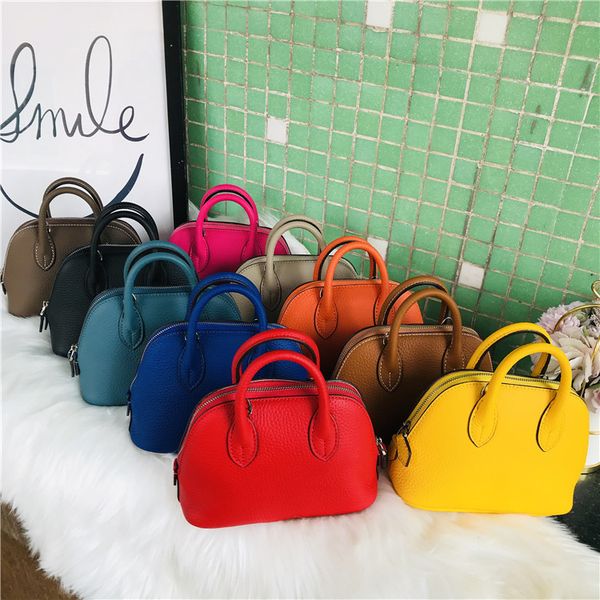 new mini handbag head leather one shoulder straddle shell zipper hand cattle women's purses luxury outlet
new mini handbag head leather one shoulder straddle shell zipper hand cattle women's purses luxury outlet