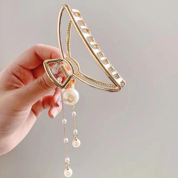 hair accessories 2021 women elegant gold hollow geometric metal claw vintage clips headband hairpin fashion tassel
hair accessories 2021 women elegant gold hollow geometric metal claw vintage clips headband hairpin fashion tassel