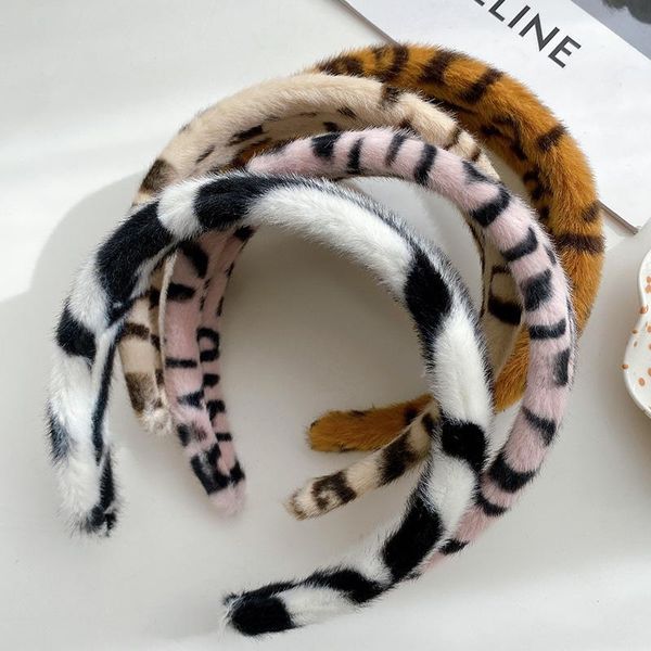 women girls vintage leopard hairbands headwears ladies lovely faux fur headbands hair hoop female fashion accessories
women girls vintage leopard hairbands headwears ladies lovely faux fur headbands hair hoop female fashion accessories