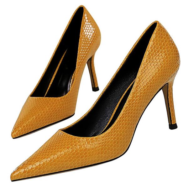 dress shoes 2021 women 8cm high heels pumps lady scarpins yellow serpentine low snakeskin office wedding bridal quality, Black
dress shoes 2021 women 8cm high heels pumps lady scarpins yellow serpentine low snakeskin office wedding bridal quality, Black