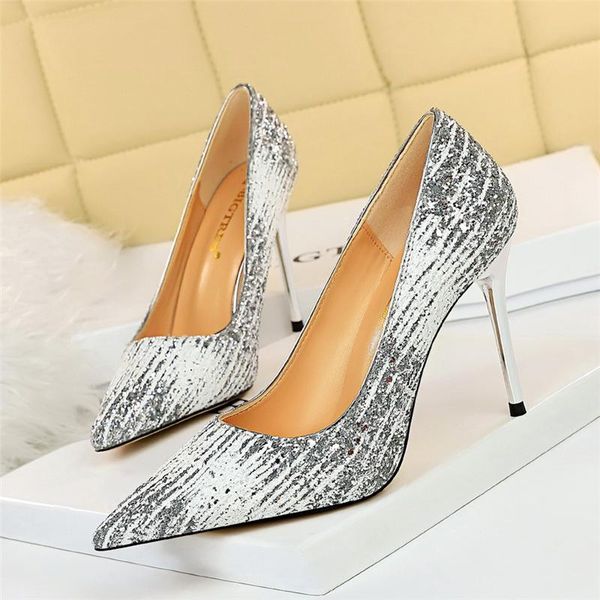 dress shoes 2021 fashion women lady gold high heels pumps designer bling thin party cinderella valentine wedding plus size, Black
dress shoes 2021 fashion women lady gold high heels pumps designer bling thin party cinderella valentine wedding plus size, Black