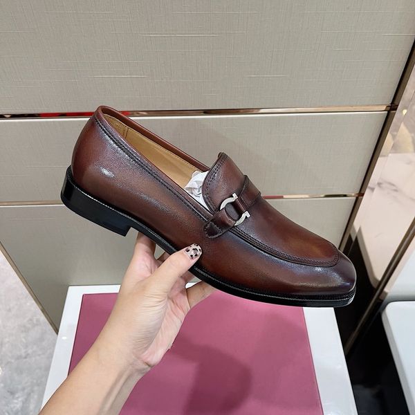designer men's shoes luxury new style comfortable leather business casual one-step loafers size 38-45, Red;white
designer men's shoes luxury new style comfortable leather business casual one-step loafers size 38-45, Red;white