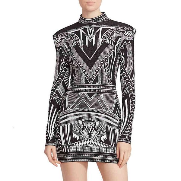 range attacked female black with no back, celebrity cocktail party dress, Black;gray
range attacked female black with no back, celebrity cocktail party dress, Black;gray