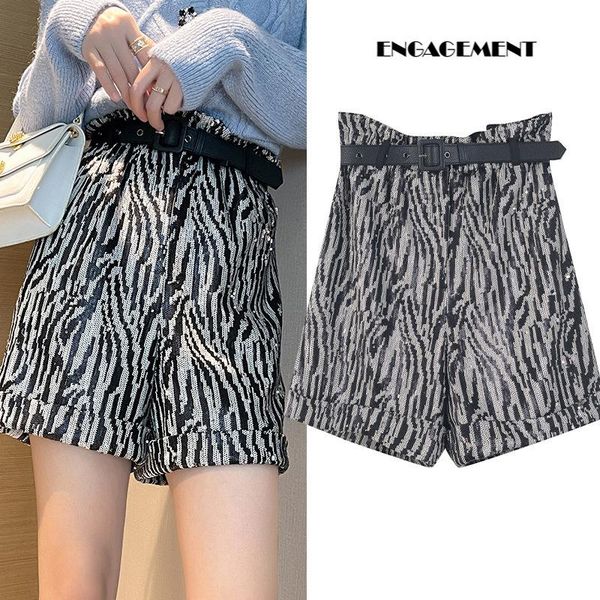 women's pants & capris engagement 2021 summer fashion waist slim sequined shorts women loose contrast lines straight, Black;white
women's pants & capris engagement 2021 summer fashion waist slim sequined shorts women loose contrast lines straight, Black;white