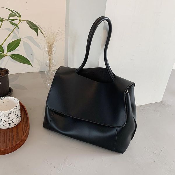 evening bags vintage large tote bag 2021 fashion pu leather women's designer handbag capacity shoulder armpit
evening bags vintage large tote bag 2021 fashion pu leather women's designer handbag capacity shoulder armpit