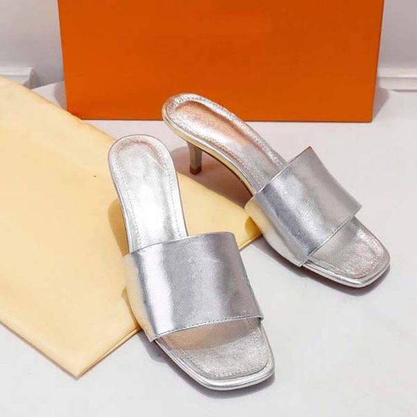 women shoes rubber heel slipper sandals summer beach outdoor cool slippers fashion wide lady household slide flat flip flops with box home01, Black
women shoes rubber heel slipper sandals summer beach outdoor cool slippers fashion wide lady household slide flat flip flops with box home01, Black