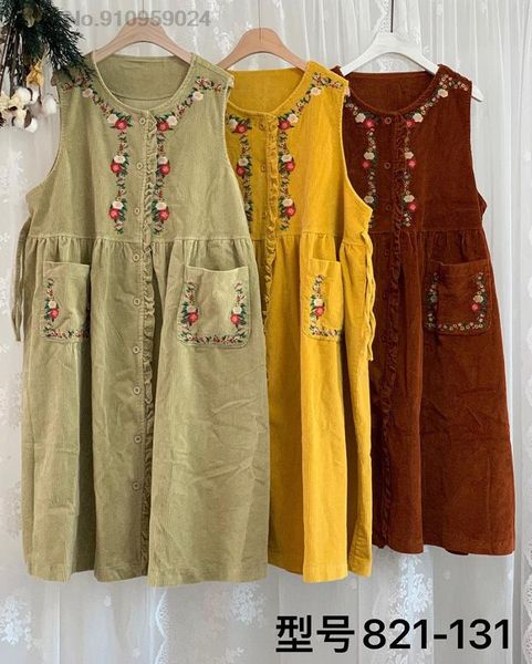 casual dresses spirng autumn winter corduroy embroidery loose sundress women sleeveless vest dress, Black;gray
casual dresses spirng autumn winter corduroy embroidery loose sundress women sleeveless vest dress, Black;gray