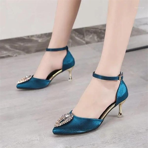 sandals pointed rhinestone high heels hollow out non-slip 2021summer party shoes womens wedding plus size 35-44, Black
sandals pointed rhinestone high heels hollow out non-slip 2021summer party shoes womens wedding plus size 35-44, Black