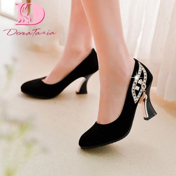 dress shoes dora tasia 2021 brand design big size 43 flock women sandals round toe strange style heels metal decoration summer woman, Black
dress shoes dora tasia 2021 brand design big size 43 flock women sandals round toe strange style heels metal decoration summer woman, Black