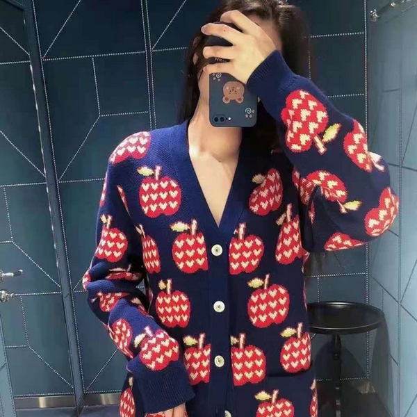 winter fall women brand designer apple pattern cardigan sweater coat wool blended woman knitwear ladies knitted v-neck long sleeve causal sm, White;black
winter fall women brand designer apple pattern cardigan sweater coat wool blended woman knitwear ladies knitted v-neck long sleeve causal sm, White;black