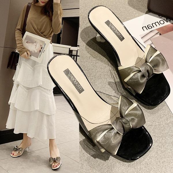 slippers 2021 women flips flops summer open toe shoes woman thin heels prom slides fashion butterfly-knot ladies, Black
slippers 2021 women flips flops summer open toe shoes woman thin heels prom slides fashion butterfly-knot ladies, Black