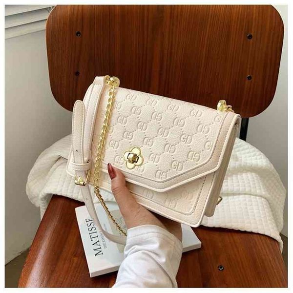sale 90% off new bag women's 2022 new fashion chain lock messenger single shoulder small square
sale 90% off new bag women's 2022 new fashion chain lock messenger single shoulder small square