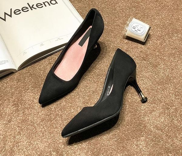 dress shoes 2021 spring blue satin high heels female pointed stiletto 8cm net red professional work, Black 
dress shoes 2021 spring blue satin high heels female pointed stiletto 8cm net red professional work, Black