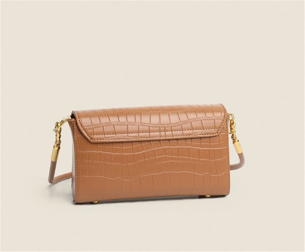 crossbody purses women's crocodile pattern small square bag fashion retro lock saddle bags leisure single shoulder messenger shopping p
crossbody purses women's crocodile pattern small square bag fashion retro lock saddle bags leisure single shoulder messenger shopping p