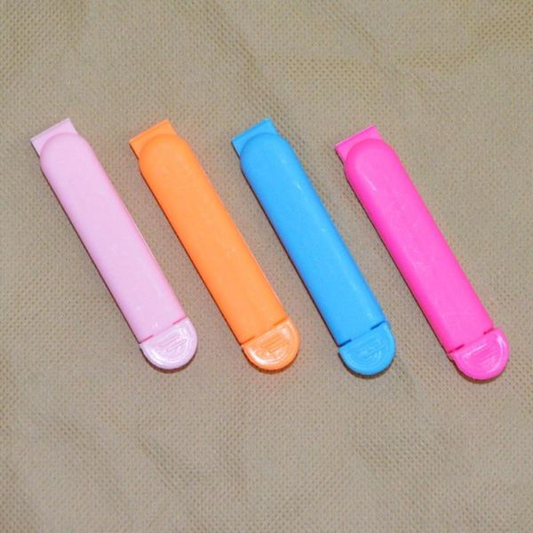 bag clips 2/4pcs portable kitchen storage food snack seal sealing clamp plastic tool accessories random color
bag clips 2/4pcs portable kitchen storage food snack seal sealing clamp plastic tool accessories random color
