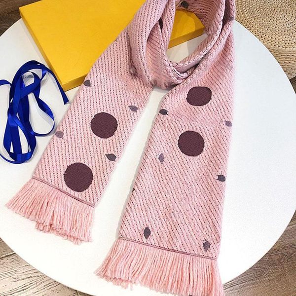 classic lattice scarves winter hats designers bone cap mens women couple scarf hat two-piece suit caps men neckerchief quality, Blue;gray
classic lattice scarves winter hats designers bone cap mens women couple scarf hat two-piece suit caps men neckerchief quality, Blue;gray