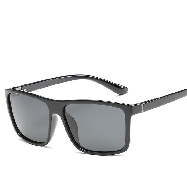 sunglasses men's outdoor driving european and american polarized sports fishing glasses, White;black
sunglasses men's outdoor driving european and american polarized sports fishing glasses, White;black