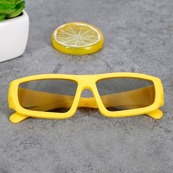 sunglasses children 3d glasses kids passive circular polarized light for real-d sony anti-uv simple plastic frame film tv, White;black
sunglasses children 3d glasses kids passive circular polarized light for real-d sony anti-uv simple plastic frame film tv, White;black