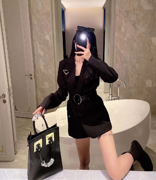 21 new women jacket autumn spring style slim with belt for lady jackets outwear coat windbreaker with button classical clothing wf2103041, White;black
21 new women jacket autumn spring style slim with belt for lady jackets outwear coat windbreaker with button classical clothing wf2103041, White;black